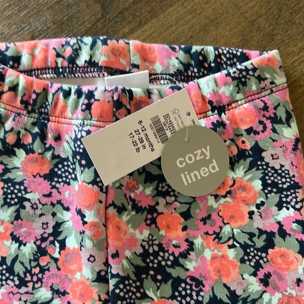 Baby gap 6-12 months NWT